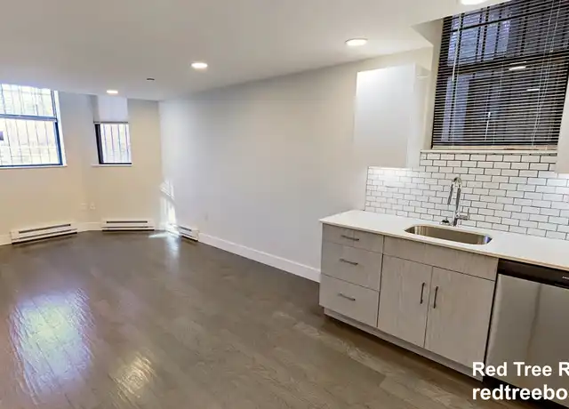 Property at 98 Queensberry St Unit B, Boston, MA, 02215, 0 beds, 1 bath, [object Object]