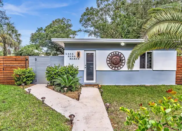 Property at 1517 SW 25th St Unit 2, Fort Lauderdale, FL, 33315, 2 beds, 1 bath, [object Object]
