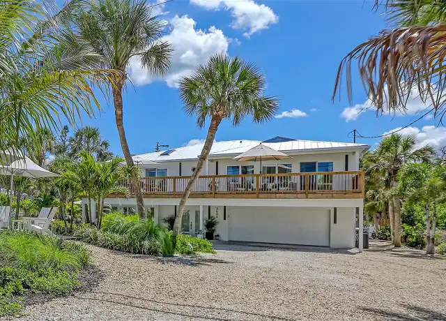 Property at 3604 Casey Key Rd, Nokomis, FL, 34275, 3 beds, 4 baths, [object Object]