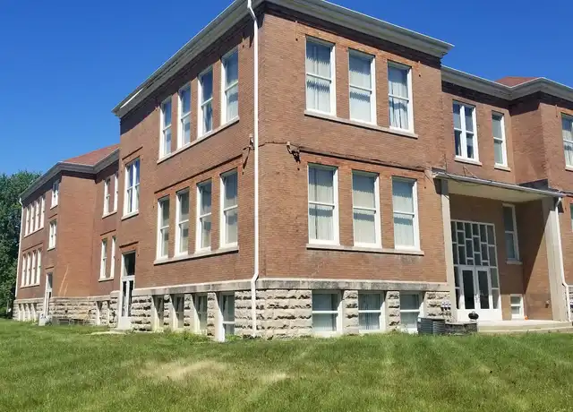 Property at 416 Sullivan Ave Unit W-307, Waterloo, IA, 50701, 1 bed, 1 bath, [object Object]