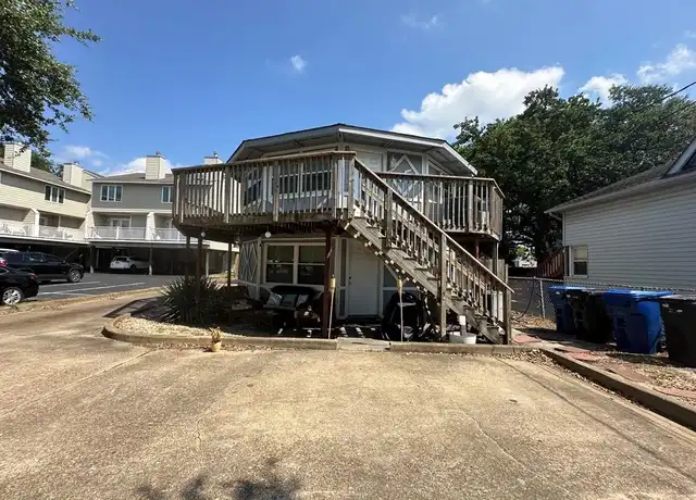 Property at 3221 Page Ave, Virginia Beach, VA, 23451, 2 beds, 1 bath, [object Object]