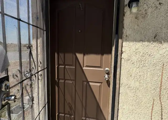 Property at 16010 Dorsey Ave Unit A, Fontana, CA, 92335, 2 beds, 1 bath, [object Object]