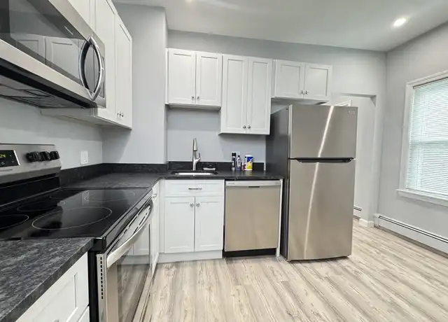 Property at 257 Willard St Unit 2, Quincy, MA, 02169, 1 bed, 1 bath, [object Object]