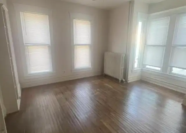 Property at 503 W Washington St, Champaign, IL, 61820, 1 bed, 1 bath, [object Object]