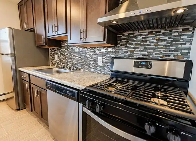 Property at YG Flats - 2034 Yorkshire Ave, Saint Paul, MN, 55116, 0-2 beds, 1 bath, [object Object]