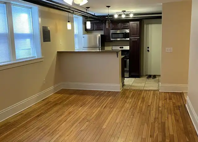 Property at 2409 Fremont Ave S Unit 13, Minneapolis, MN, 55405, 3 beds, 1 bath, [object Object]