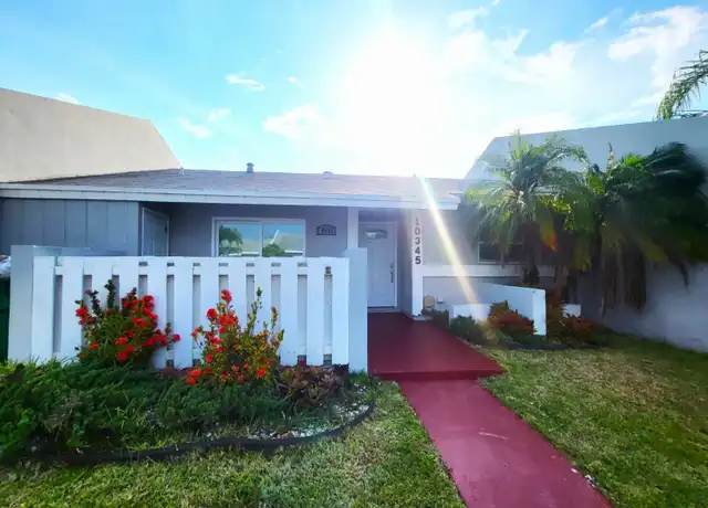 Property at 10345 SW 209th Ln, Cutler Bay, FL, 33189, 3 beds, 2 baths, [object Object]