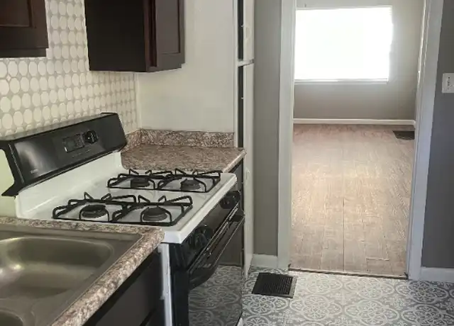 Property at 1288 E 18th Ave, Columbus, OH, 43211, 2 beds, 1 bath, [object Object]