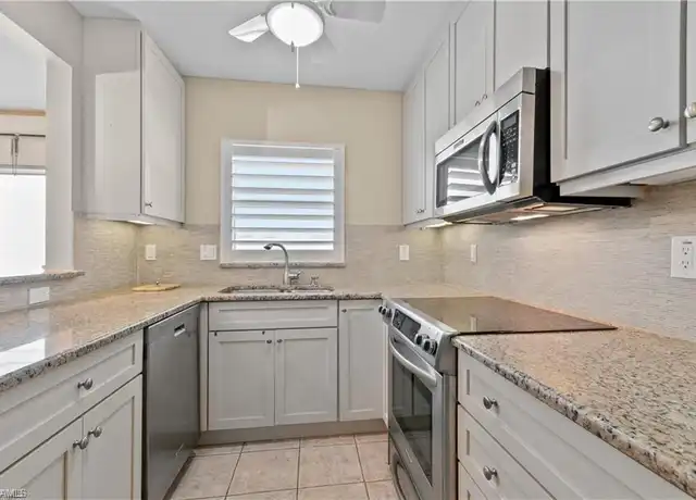 Property at 490 Broad Ave S Unit H490, Naples, FL, 34102, 2 beds, 2 baths, [object Object]