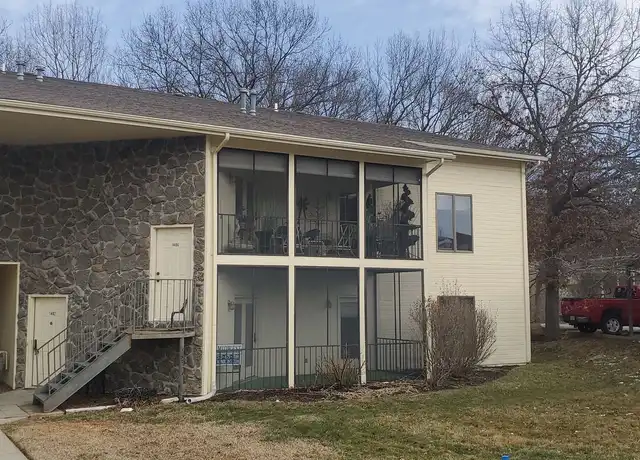 Property at 1402 Park de Ville Pl, Columbia, MO, 65203, 3 beds, 2 baths, [object Object]