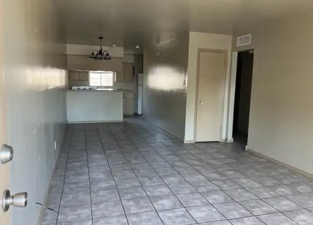 Property at 605 Bustamante St Unit 11, Laredo, TX, 78041, 2 beds, 1 bath, [object Object]