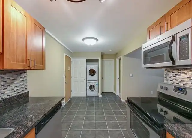 Property at 11300 5th Ave NE Unit 3, Seattle, WA, 98125, 1 bed, 1 bath, [object Object]