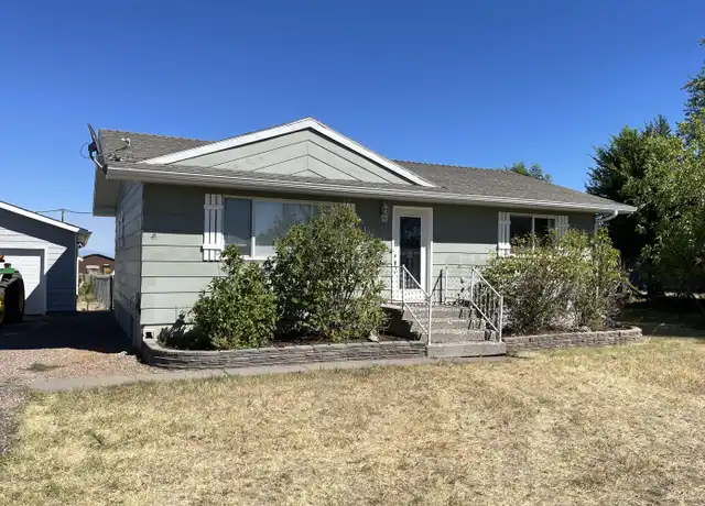 Property at 6233 43rd St SW, Great Falls, MT, 59404, 4 beds, 2 baths, [object Object]