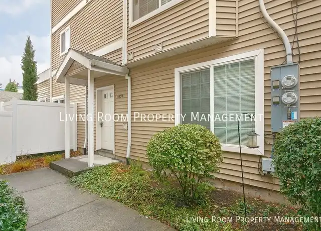 Property at 11893 SE Pine St, Portland, OR, 97216, 1 bed, 1 bath, [object Object]