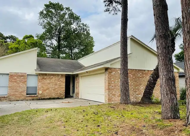 Property at 5811 Skewen St, Humble, TX, 77346, 3 beds, 2 baths, [object Object]