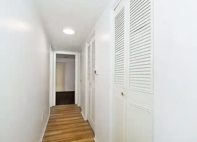 Property at 915 N Muessing Apts - 915 N Muessing St, Indianapolis, IN, 46229, 1 bed, 1 bath, [object Object]