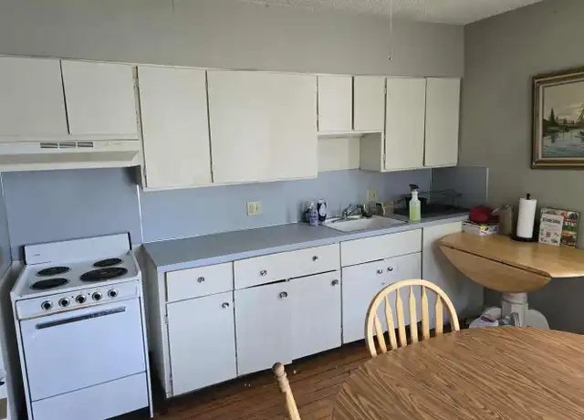 Property at 315 E Laurel St Unit 2, Bellingham, WA, 98225, 2 beds, 1 bath, [object Object]