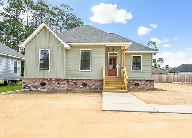 Property at 60408 Aqua St, Lacombe, LA, 70445, 4 beds, 2 baths, [object Object]