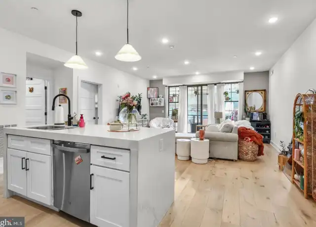 Property at 1232 N Front St Unit 2A, Philadelphia, PA, 19122, 2 beds, 2 baths, [object Object]