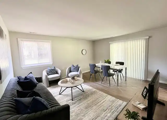 Property at Hillcrest Oaks - 105 Blackwood Clementon Rd, Lindenwold, NJ, 08021, 1 bed, 1 bath, [object Object]