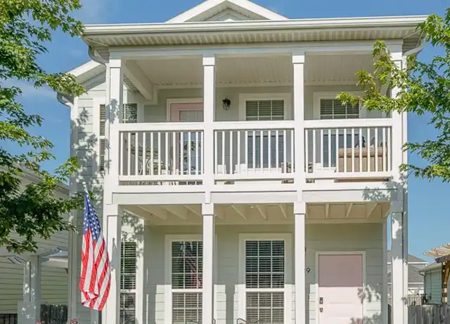 Property at 599 N Tennyson Ln, Fayetteville, AR, 72704, 4 beds, 3.5 baths, [object Object]