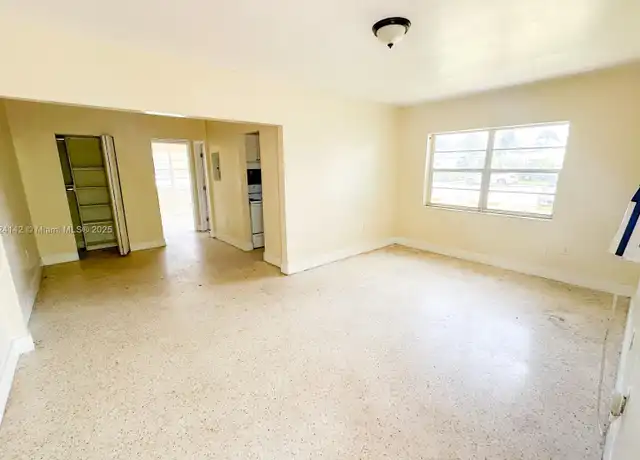 Property at 2130 Bay Dr #2, Miami Beach, FL, 33141, 1 bed, 1 bath, [object Object]