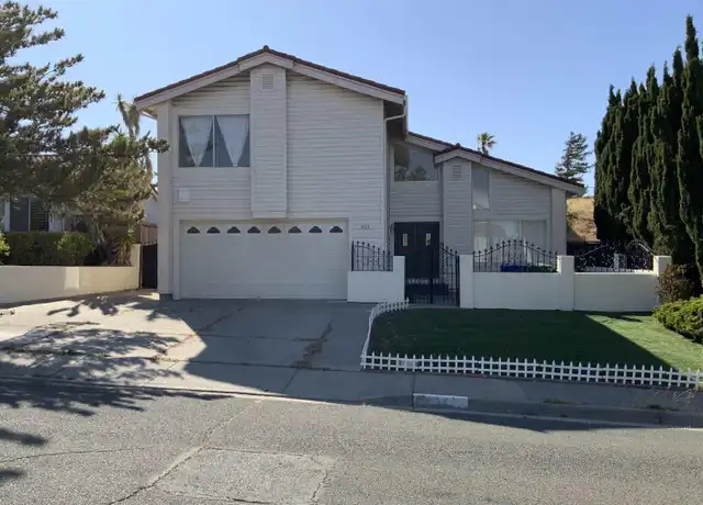 Property at 424 Sparrow Dr, Hercules, CA, 94547, 4 beds, 2.5 baths, [object Object]