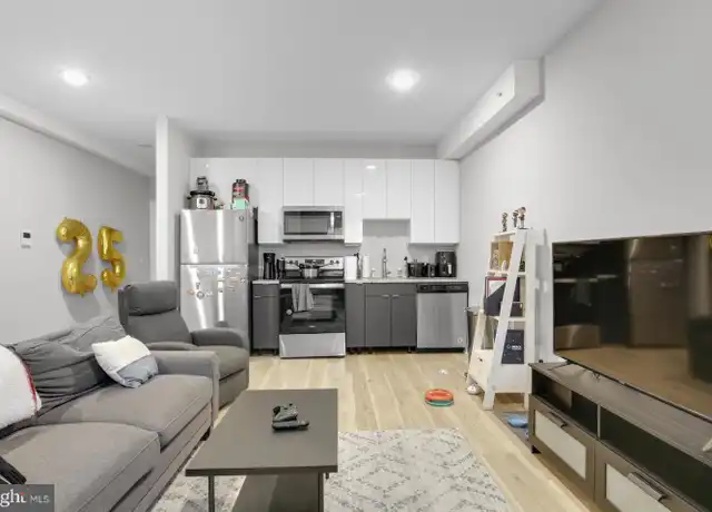 Property at 2150 N Front St Unit 4, Philadelphia, PA, 19122, 1 bed, 1 bath, [object Object]