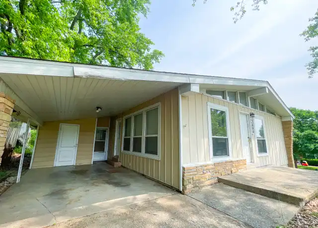 Property at 2600 Leroy Dr, Cape Girardeau, MO, 63701, 4 beds, 2 baths, [object Object]