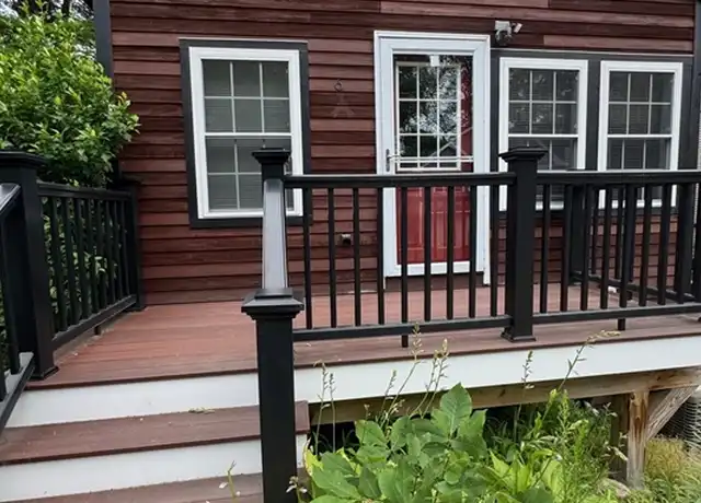 Property at 6 East Ln, Sandown, NH, 03873, 2 beds, 1 bath, [object Object]