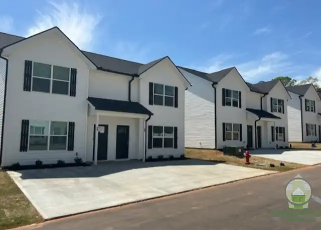 Property at 17 Wofford Rd, Taylors, SC, 29687, 2 beds, 2.5 baths, [object Object]