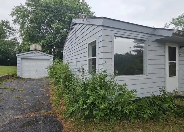 Property at 915 Getty St, Elgin, IL, 60120, 1 bed, 1 bath, [object Object]
