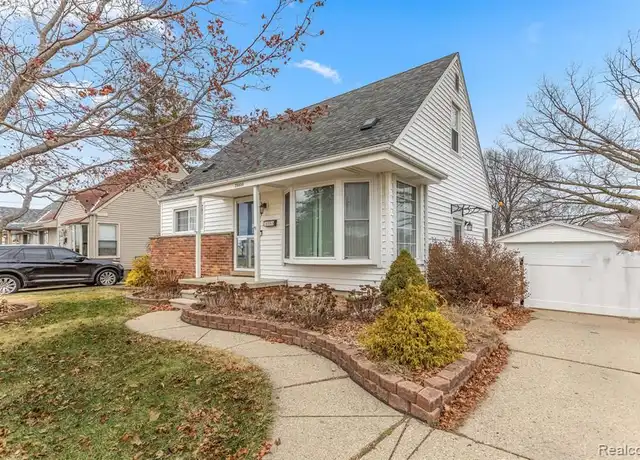 Property at 28550 Cambridge St, Garden City, MI, 48135, 3 beds, 2 baths, [object Object]