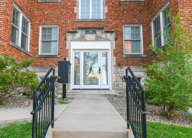 Property at 319 Washington St, Jefferson City, MO, 65101, 2 beds, 1 bath, [object Object]