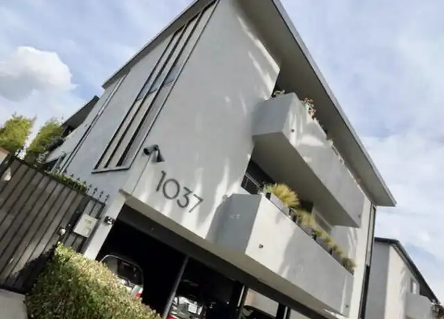 Property at 1037 Lincoln Blvd Unit D, Santa Monica, CA, 90403, 1 bed, 1 bath, [object Object]