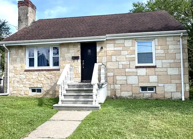 Property at 147 Cornhill St, Bridgeport, CT, 06606, 4 beds, 2 baths, [object Object]