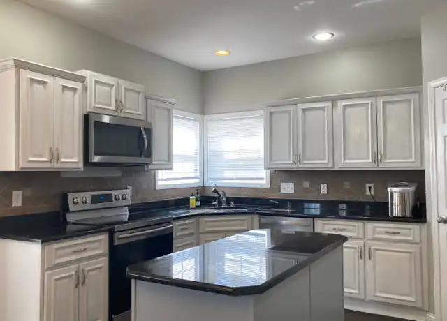 Property at 2543 Kensington Way, Elizabethtown, KY, 42701, 4 beds, 3.5 baths, [object Object]