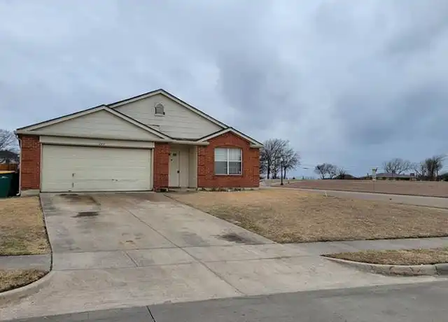 Property at 240 Tulane Dr, Glenn Heights, TX, 75154, 4 beds, 2 baths, [object Object]