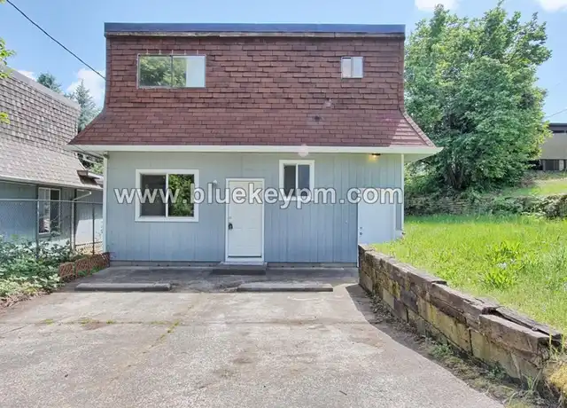 Property at 4716 NE 108th Ave, Portland, OR, 97220, 1 bed, 1 bath, [object Object]