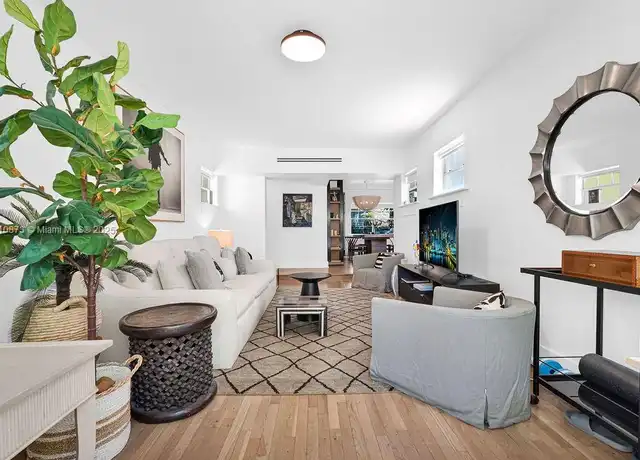 Property at 915 8th St #105, Miami Beach, FL, 33139, 2 beds, 1.5 baths, [object Object]
