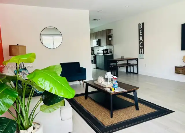 Property at 8333 Harding Ave #4, Miami Beach, FL, 33141, 1 bed, 1 bath, [object Object]