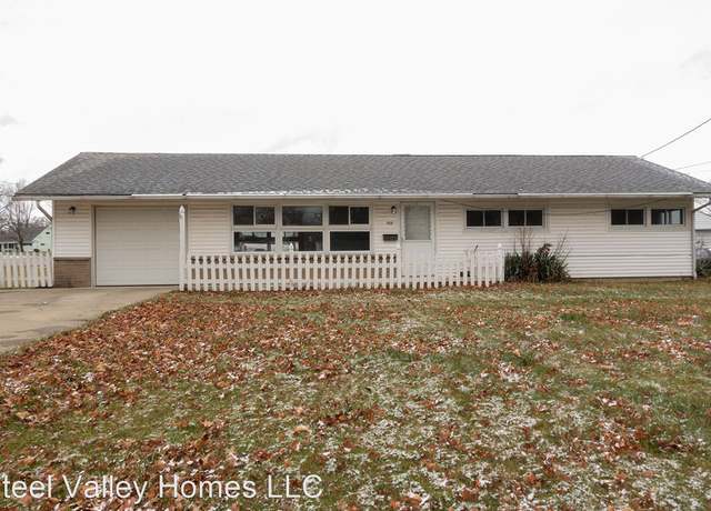 Photo of 4114 Woodmere Dr, Youngstown, OH 44515