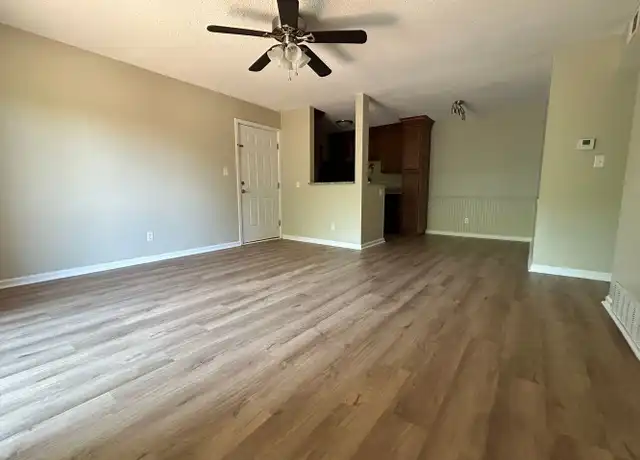 Property at 6216 Slater St Unit 62163, Mission, KS, 66202, 2 beds, 1 bath, [object Object]