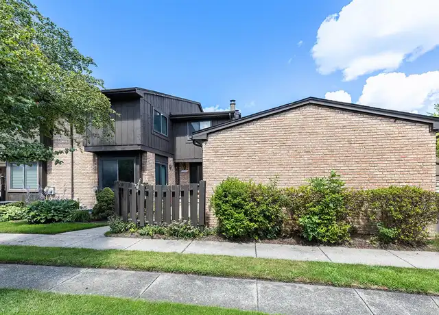 Property at 37331 Clubhouse Dr, Sterling Heights, MI, 48312, 3 beds, 2.5 baths, [object Object]