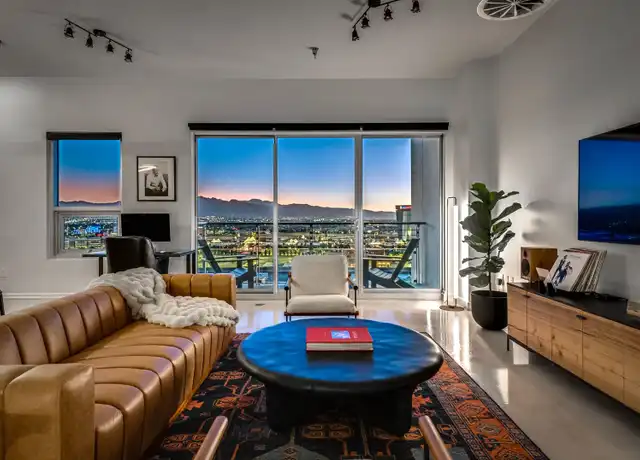 Property at 200 Hoover Ave #1502, Las Vegas, NV, 89101, 1 bed, 1 bath, [object Object]