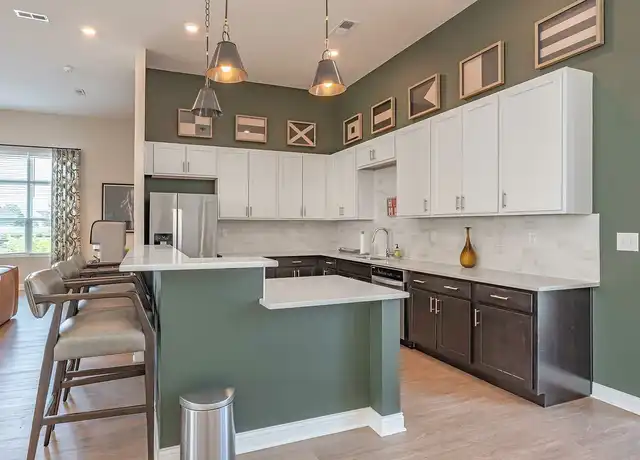 Property at Dixon House - 950 Brushfield Dr, Galloway, OH, 43119, 2 beds, 2 baths, [object Object]