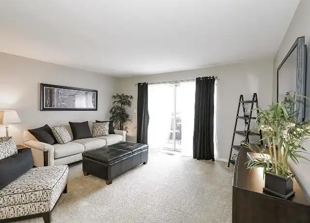 Property at 2504 Bordeaux Ln, Naperville, IL, 60540, 1 bed, 1 bath, [object Object]