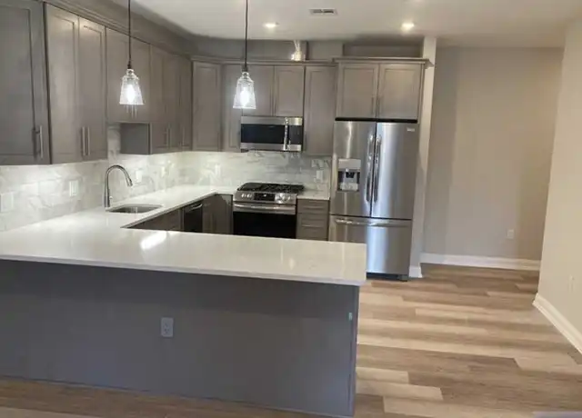 Property at 293 Lafayette Ave Unit 200, Hawthorne, NJ, 07506, 3 beds, 1.5 baths, [object Object]