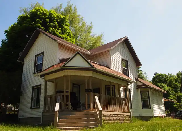 Property at 187 N West St Unit 1, Hillsdale, MI, 49242, 6 beds, 2 baths, [object Object]