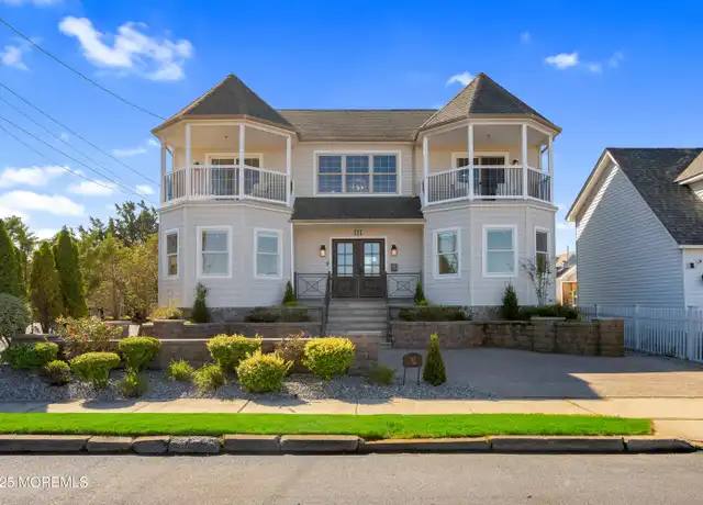 Property at 111 I St, Seaside Park, NJ, 08752, 5 beds, 2.5 baths, [object Object]
